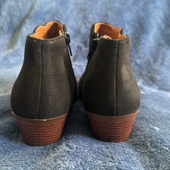 Black Suede Boots - Picture 4 of 5